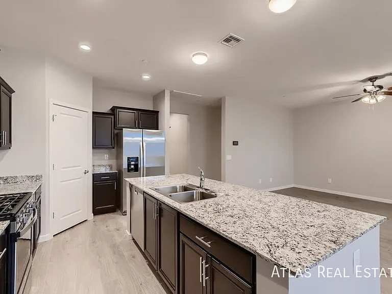 2077 N 213th Dr — Photo 4