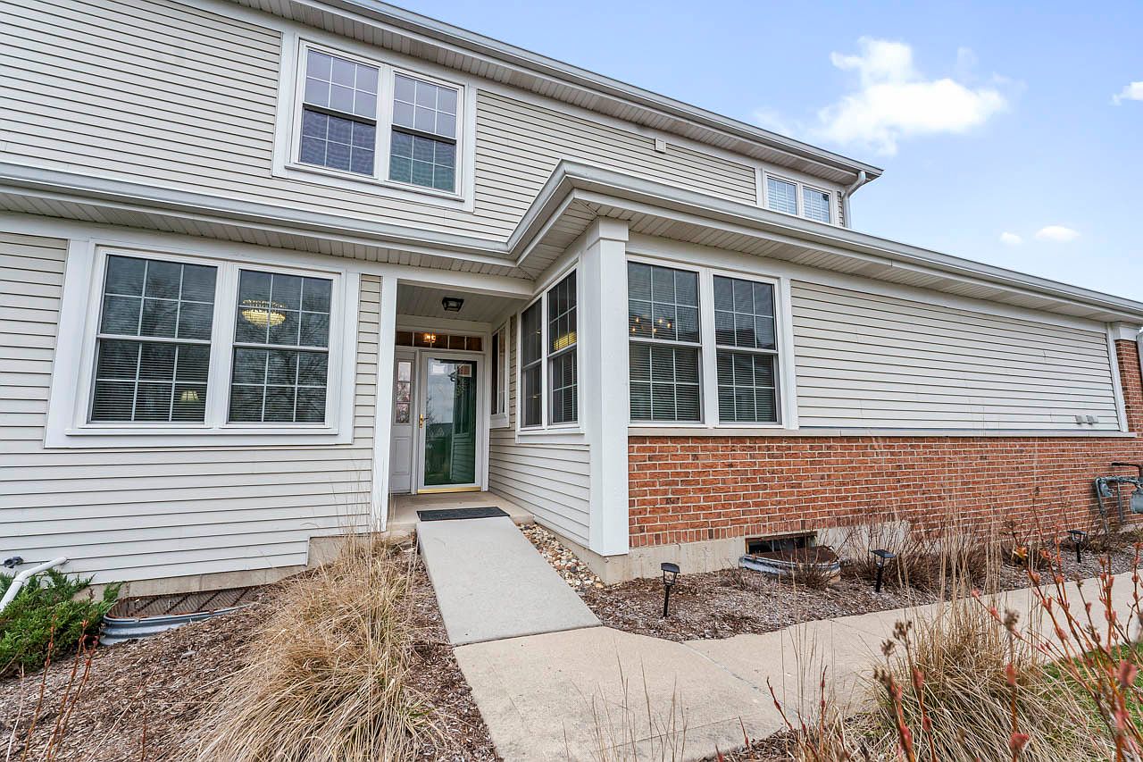 31401 Kline Cir 31401, Warrenville, IL 60555 Zillow