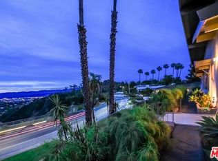 8520 Mulholland Dr, Los Angeles, CA 90046