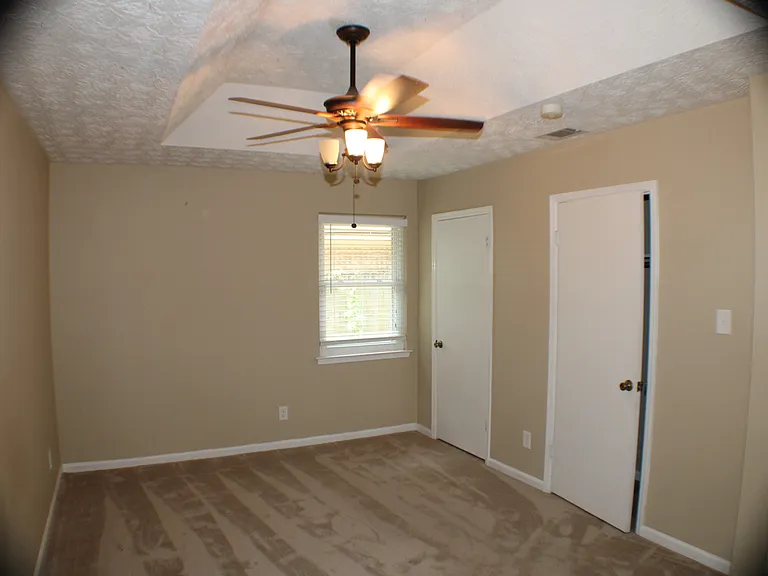 209 Whittington Dr — Photo 14