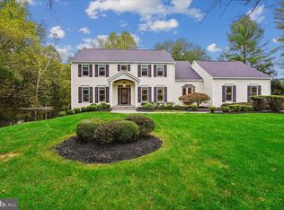 13635 Glenhurst Rd, Gaithersburg, MD 20878