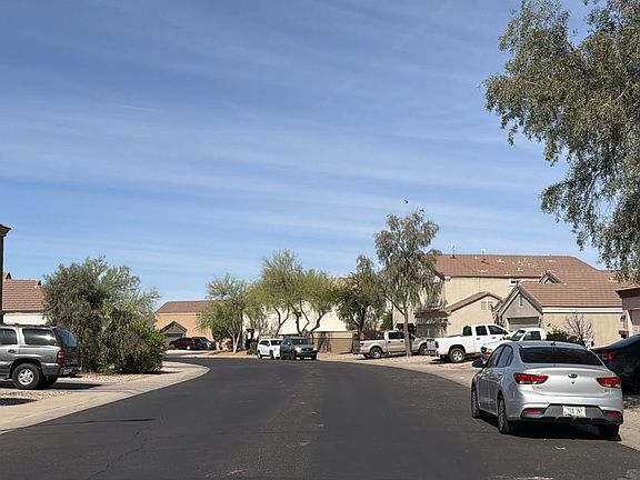 5th image of 279 W Settlers Trl