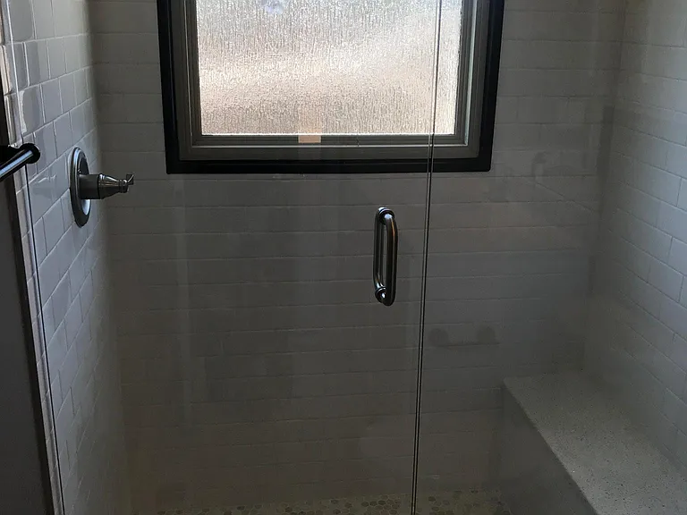 1011 W 45th St — Photo 28