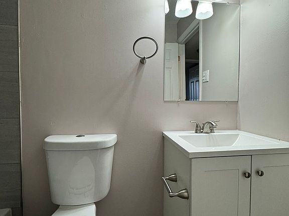 5th image of 4016 W Rogers Ave #G