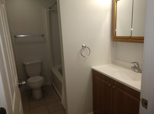 78 Main St, Ogdensburg, NJ 07439