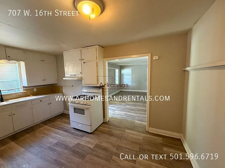 707 W 16th St — Photo 4