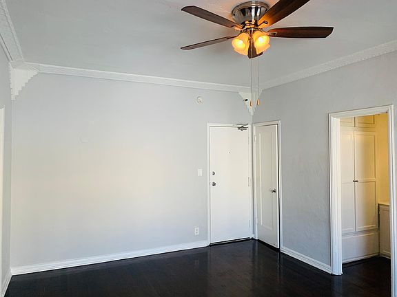3rd image of 745 S Normandie Ave APT 402