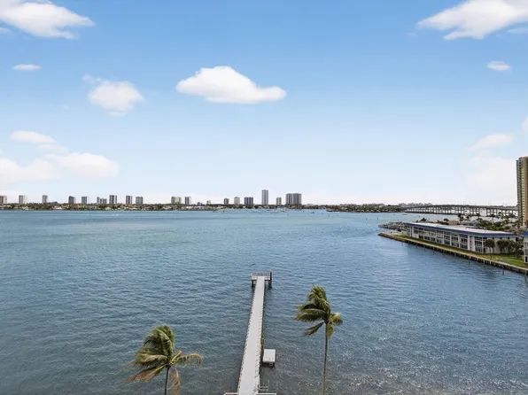 3040 Lake Shore Drive, Riviera Beach, FL 33404