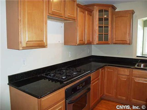 5th image of 6815 Law Dr
