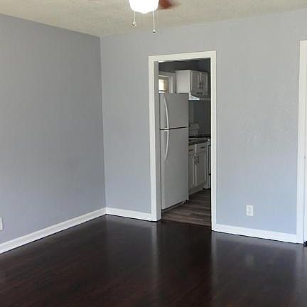 2nd image of 4217 E 54th St