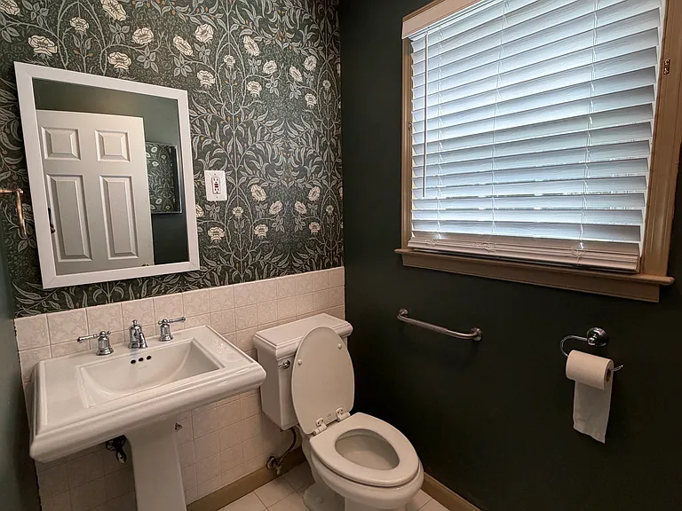 11506 Club Ct — Photo 9