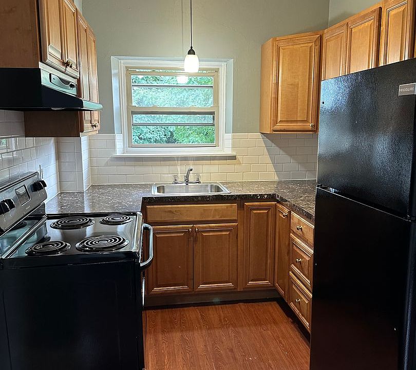 1st image of 212 E Orange St APT 6