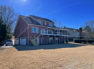 120 Pucketts Cv, Greenwood, SC 29649