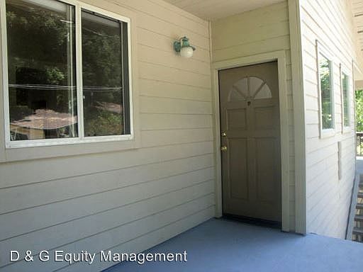 1st image of 13906 Fern Dr