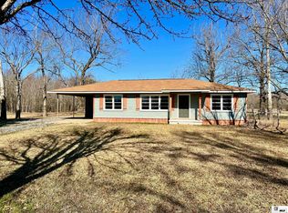 1133 Roundhill Rd, Oak Grove, LA 71263