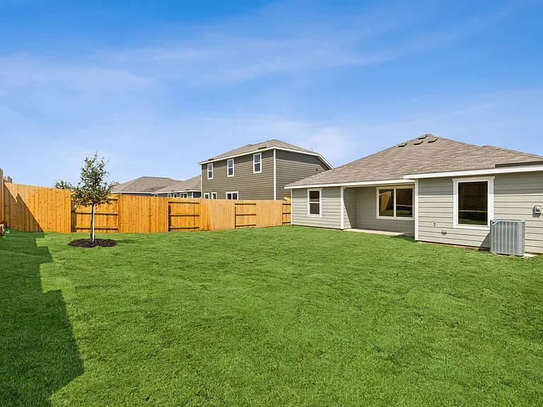 9945 Fighting Falcon Way — Photo 25