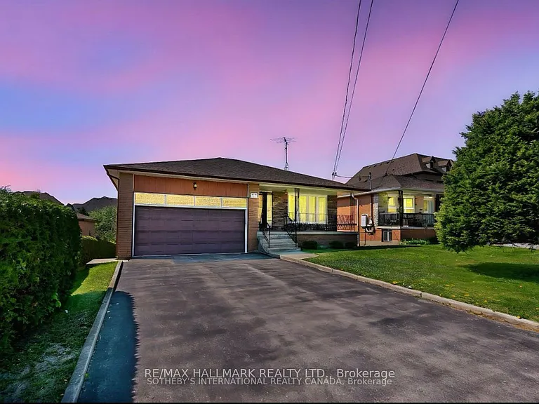 227 Elgin Mills Rd W — Photo 1