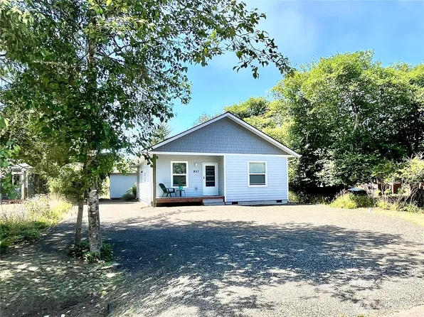 857 Vagabond Avenue SW, Ocean Shores, WA 98569
