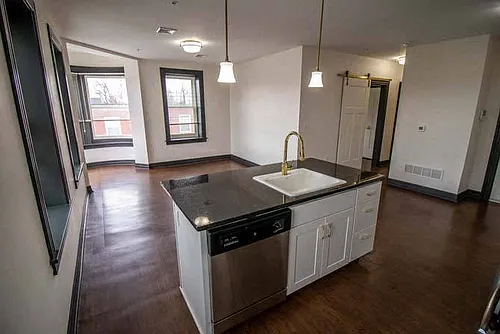 Floor plan FOX - 201- 1 Bedroom - 1 Bathroom
