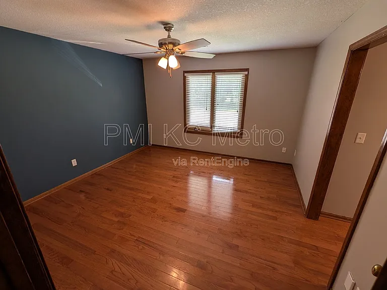 3905 SW 14th St — Photo 38