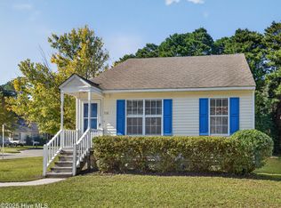 716 Varsity Dr, Wilmington, NC 28403