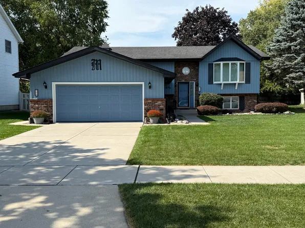 430 N True St, Griffith, IN 46319