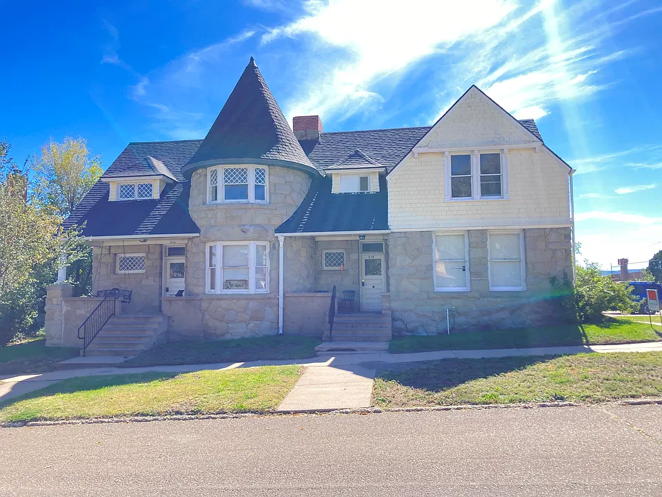 216-218 W Colorado Ave #B