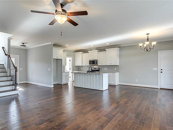 5th image of 3811 Deerwood Acres Dr