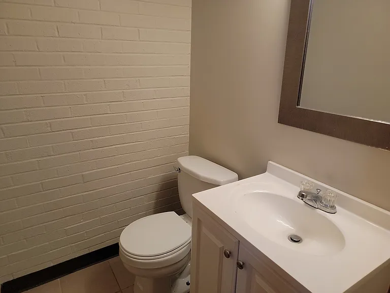 7432 Washington St #103 — Photo 9