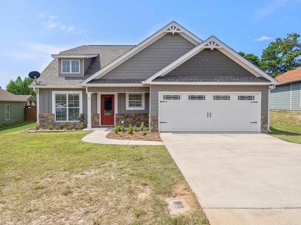 6 Woodchase Ct, Phenix City, AL 36870