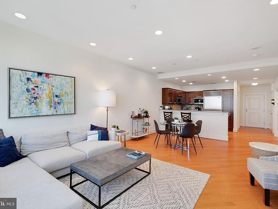 1st image of 50 S 16th St Unit 4208