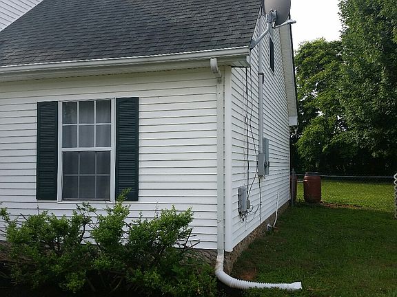 4th image of 111 Ballard Ct