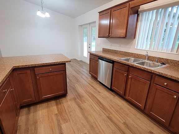5th image of 12230 SE 87th Ct