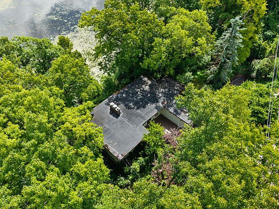 3rd image of 3595 E Huron River Dr