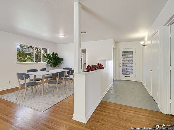 3rd image of 1803 Kenilworth Blvd