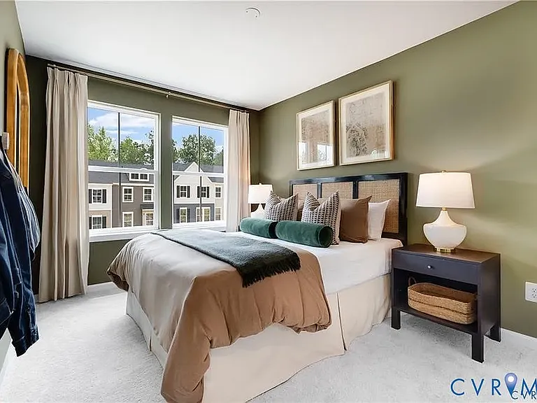 8728 Pioneer Hill Dr — Photo 23