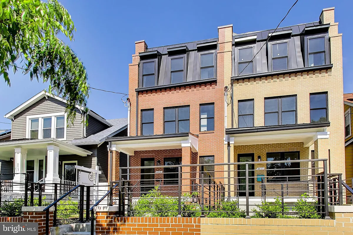 Building Photo - 4411 1/2 Illinois Ave NW #B
