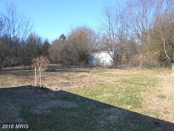 2nd image of 10504 Woodland Dr