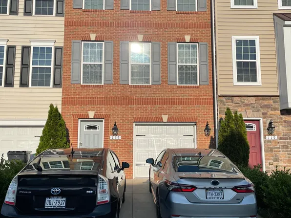 117 Hidden Brook Dr, Fredericksburg, VA 22405