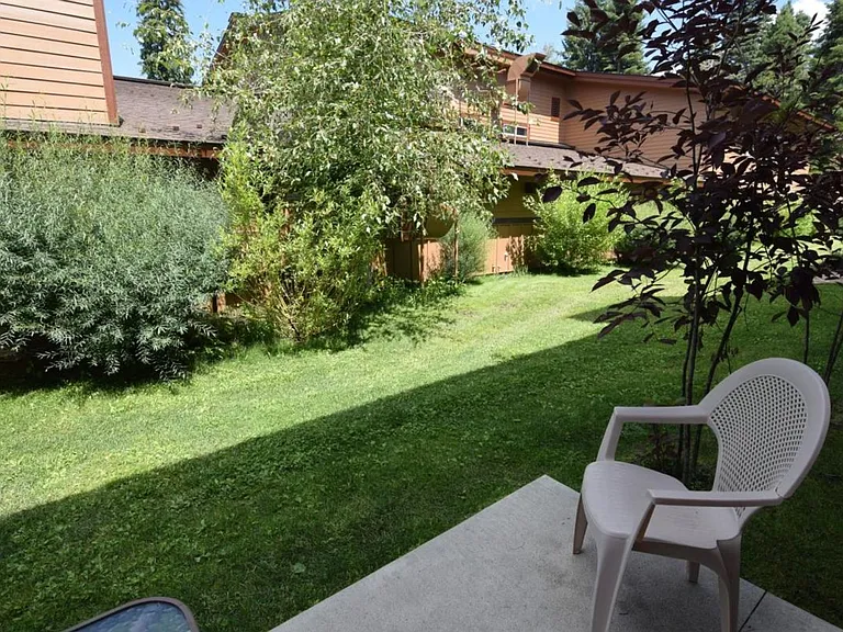 1607 Davis Ave #50 — Photo 8