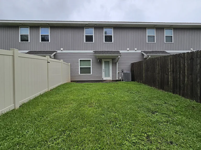 6012 Royal Port Ct — Photo 19