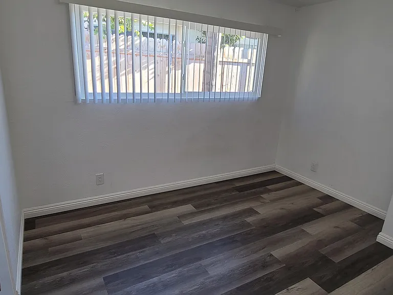 2831 College Blvd — Photo 10