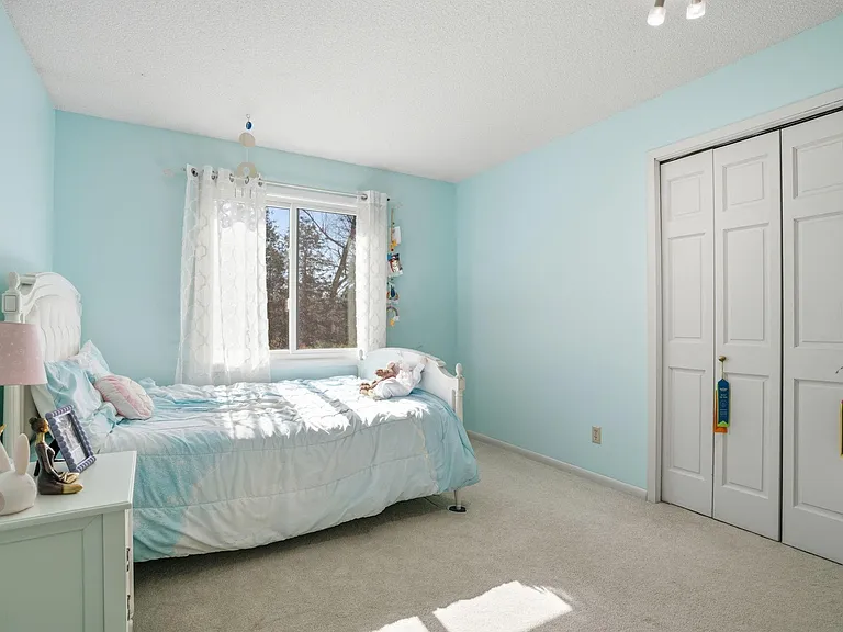 10427 Brown Farm Cir — Photo 37