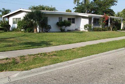 Fort Myers Golf & Country Club Home