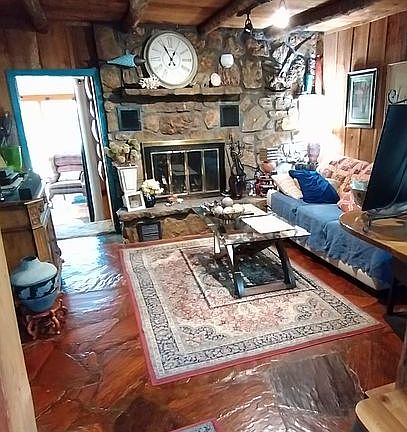 5th image of 1805 Hathcoat Rd