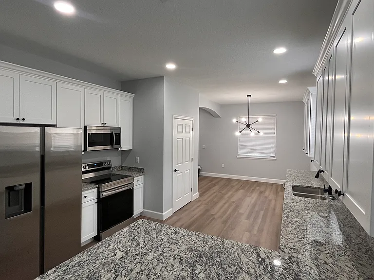 3904 Osprey Pointe Cir — Photo 5