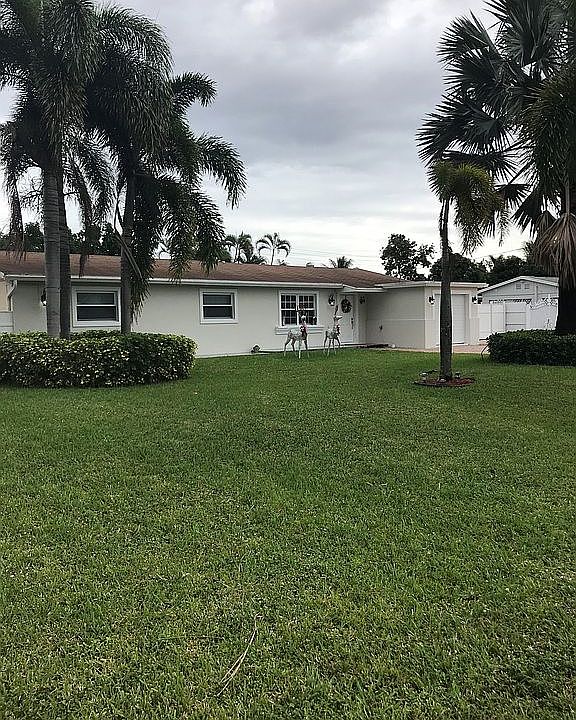 1st image of 1884 Meadow Ct