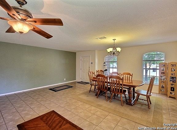 4th image of 10166 Cedarcliff