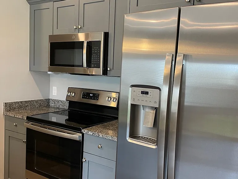 Shelby Pointe Village — Photo 16