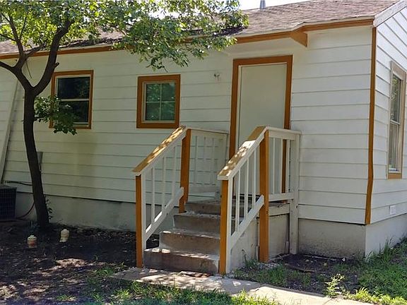 3rd image of 3002 Kellogg Ave